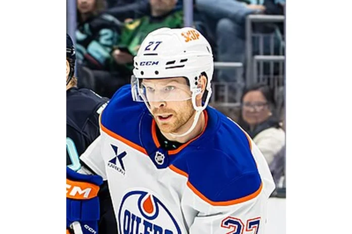 Image of Brett Kulak