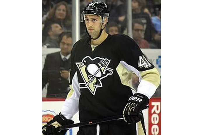 Image of Robert Bortuzzo