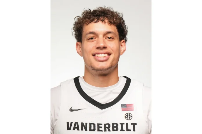 Image of Chris Mañon