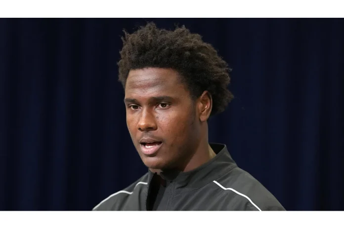 Image of Tavius Robinson